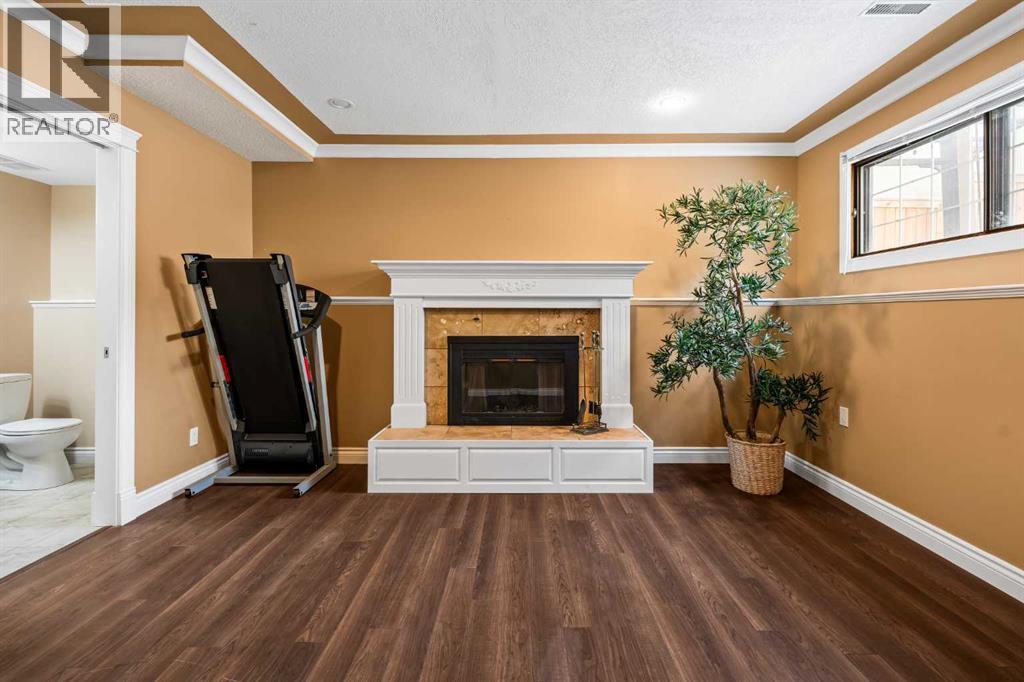 1343 Berkley Drive Nw, Calgary, Alberta  T3K 1T4 - Photo 26 - A2281545