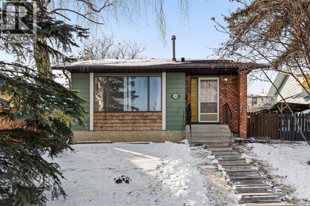 1343 Berkley Drive Nw, Calgary, Alberta  T3K 1T4 - Photo 50 - A2281545