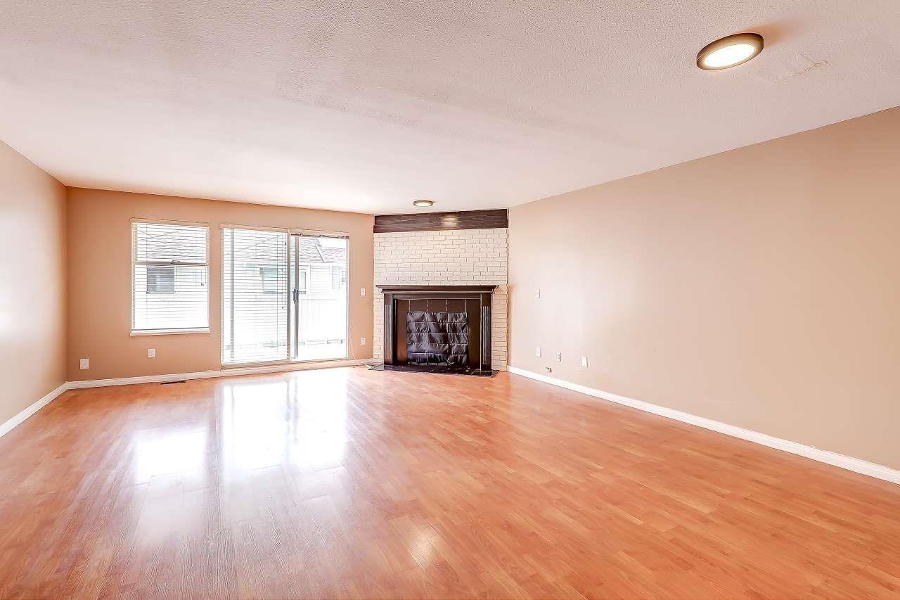 2 13970 72 Avenue, Surrey, British Columbia  V3W 2P7 - Photo 2 - R3087154