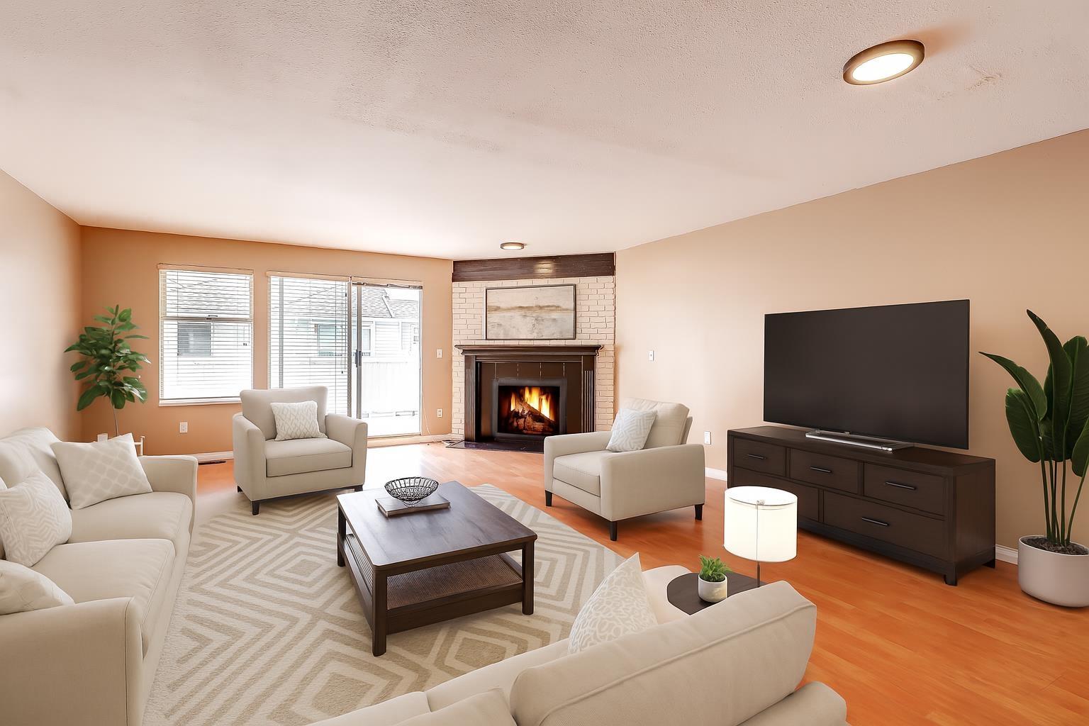 2 13970 72 Avenue, Surrey, British Columbia  V3W 2P7 - Photo 3 - R3087154