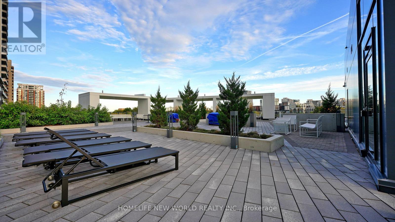 225 - 38 Water Walk Drive, Markham, Ontario  L3R 6M8 - Photo 21 - N12756336