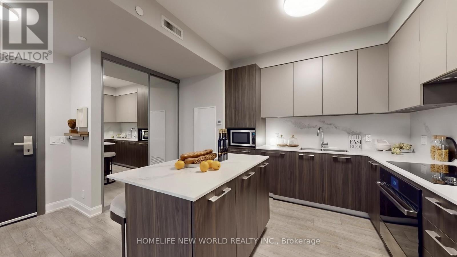 225 - 38 Water Walk Drive, Markham, Ontario  L3R 6M8 - Photo 4 - N12756336