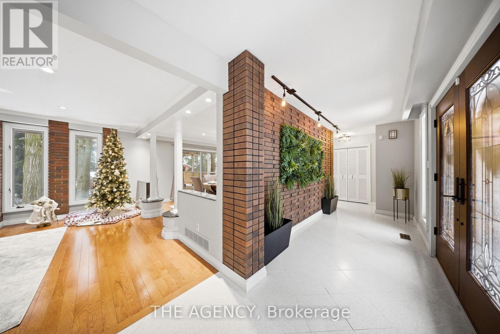 23 Cedarwood Crescent, King, Ontario  L0G 1N0 - Photo 6 - N12761030