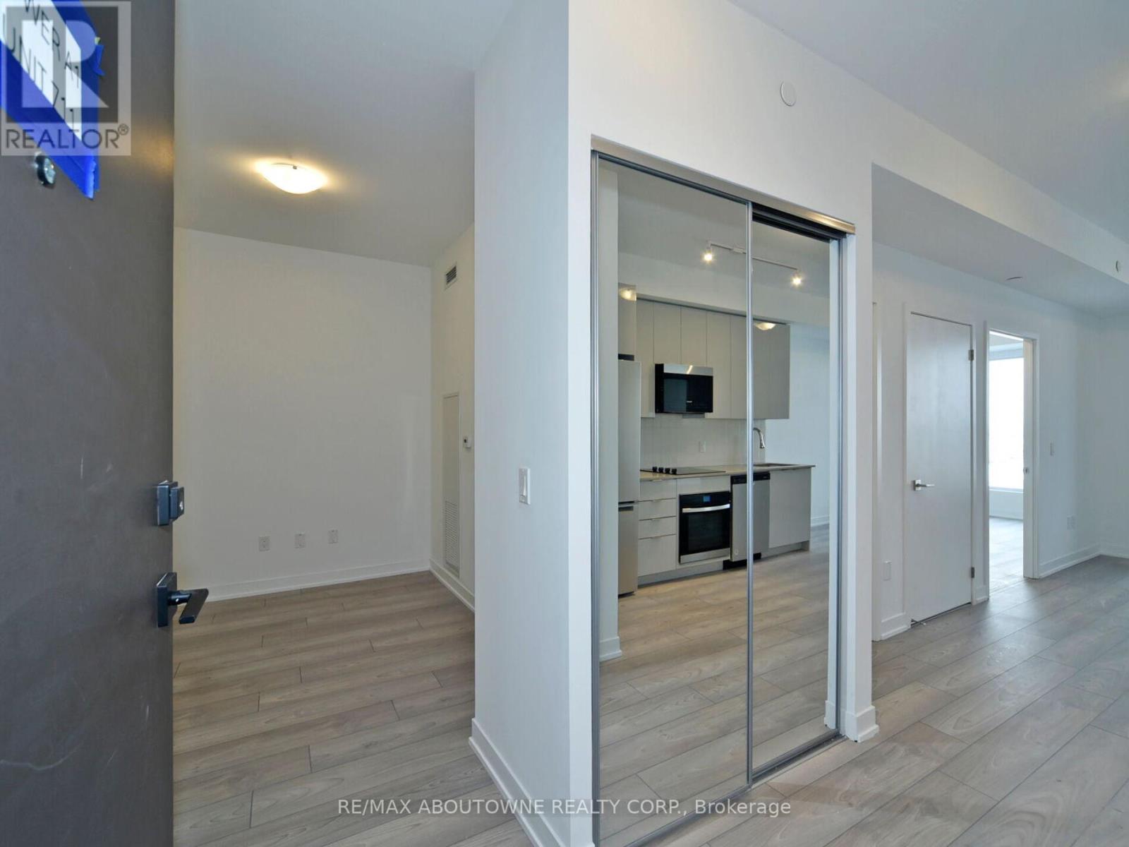 711 - 10 Abeja Street, Vaughan, Ontario  L4K 0R4 - Photo 10 - N12761248