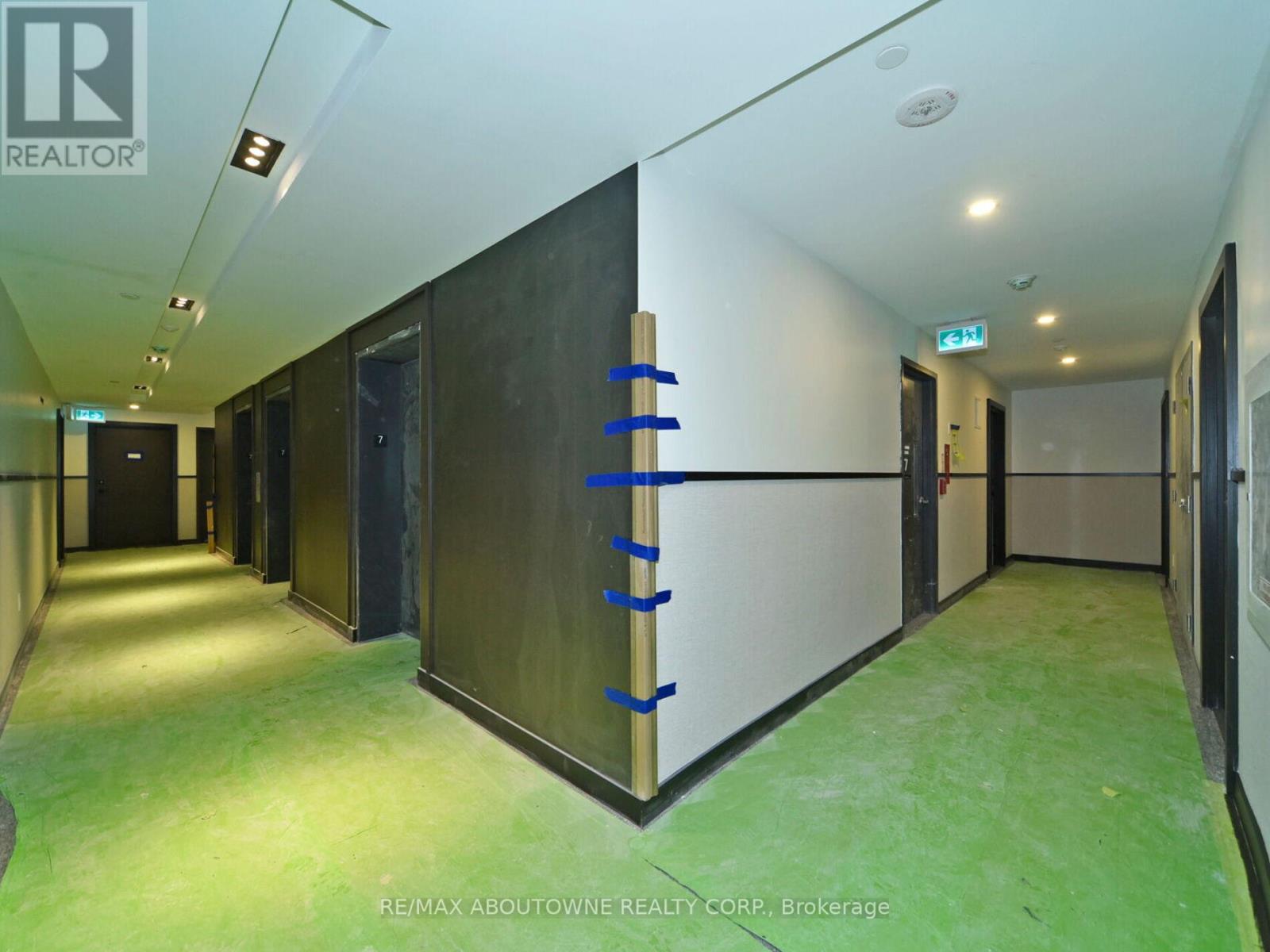 711 - 10 Abeja Street, Vaughan, Ontario  L4K 0R4 - Photo 8 - N12761248