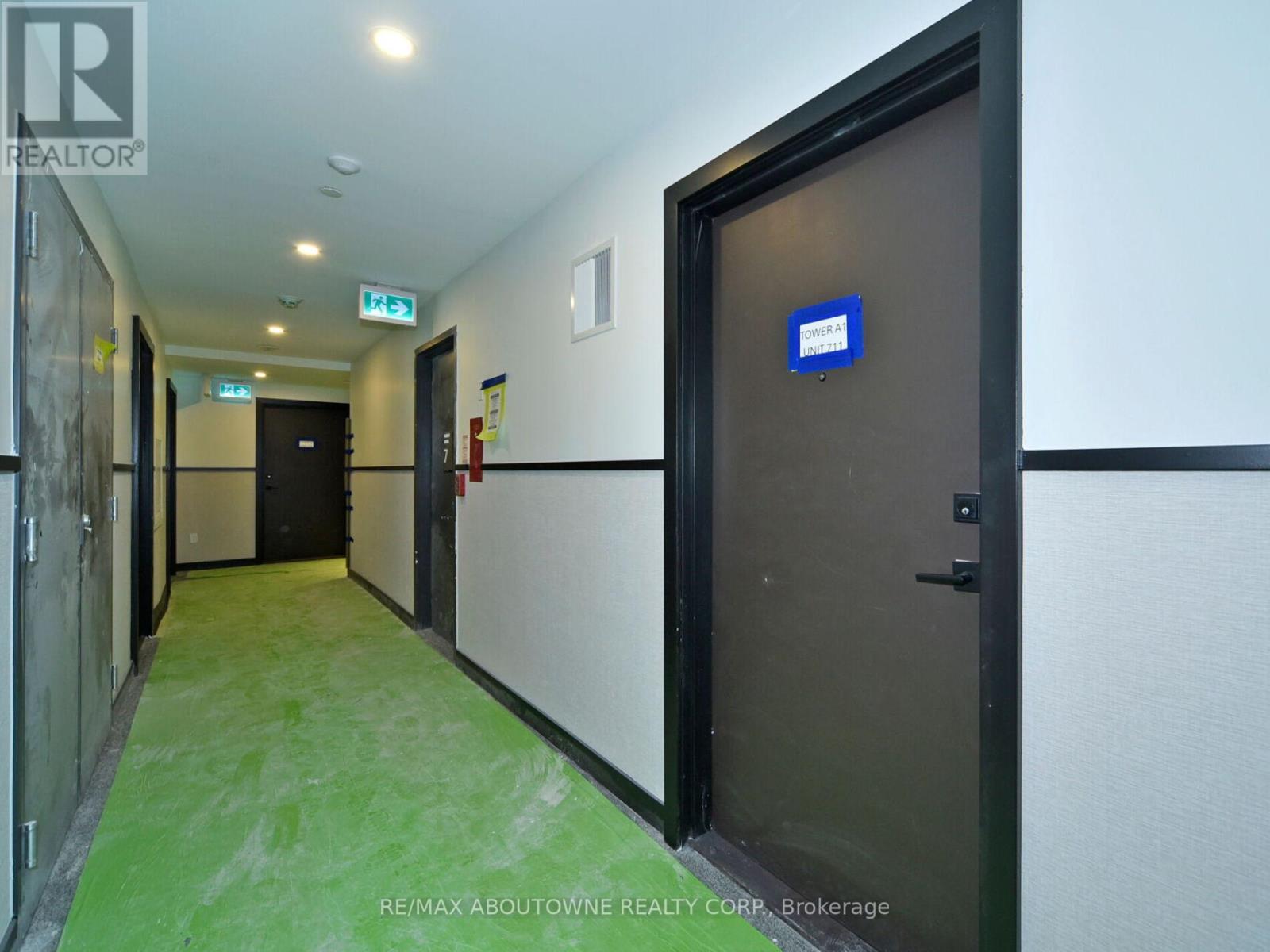 711 - 10 Abeja Street, Vaughan, Ontario  L4K 0R4 - Photo 9 - N12761248