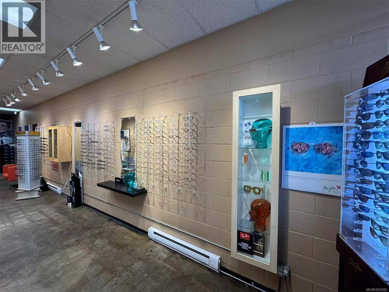 20 1153 Esquimalt Rd, Esquimalt, British Columbia  V9A 3N7 - Photo 3 - 1025393