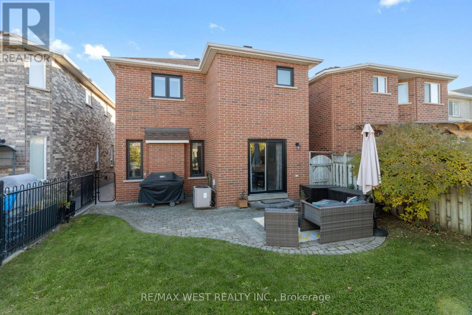 81 Purcell Crescent, Vaughan, Ontario  L6A 3C6 - Photo 46 - N12761308