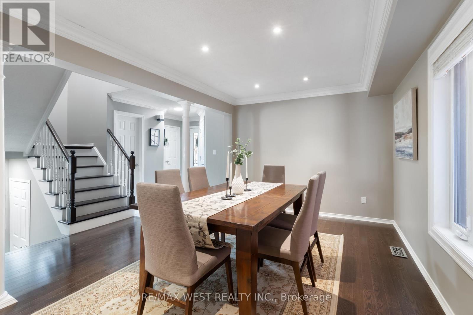 81 Purcell Crescent, Vaughan, Ontario  L6A 3C6 - Photo 8 - N12761308