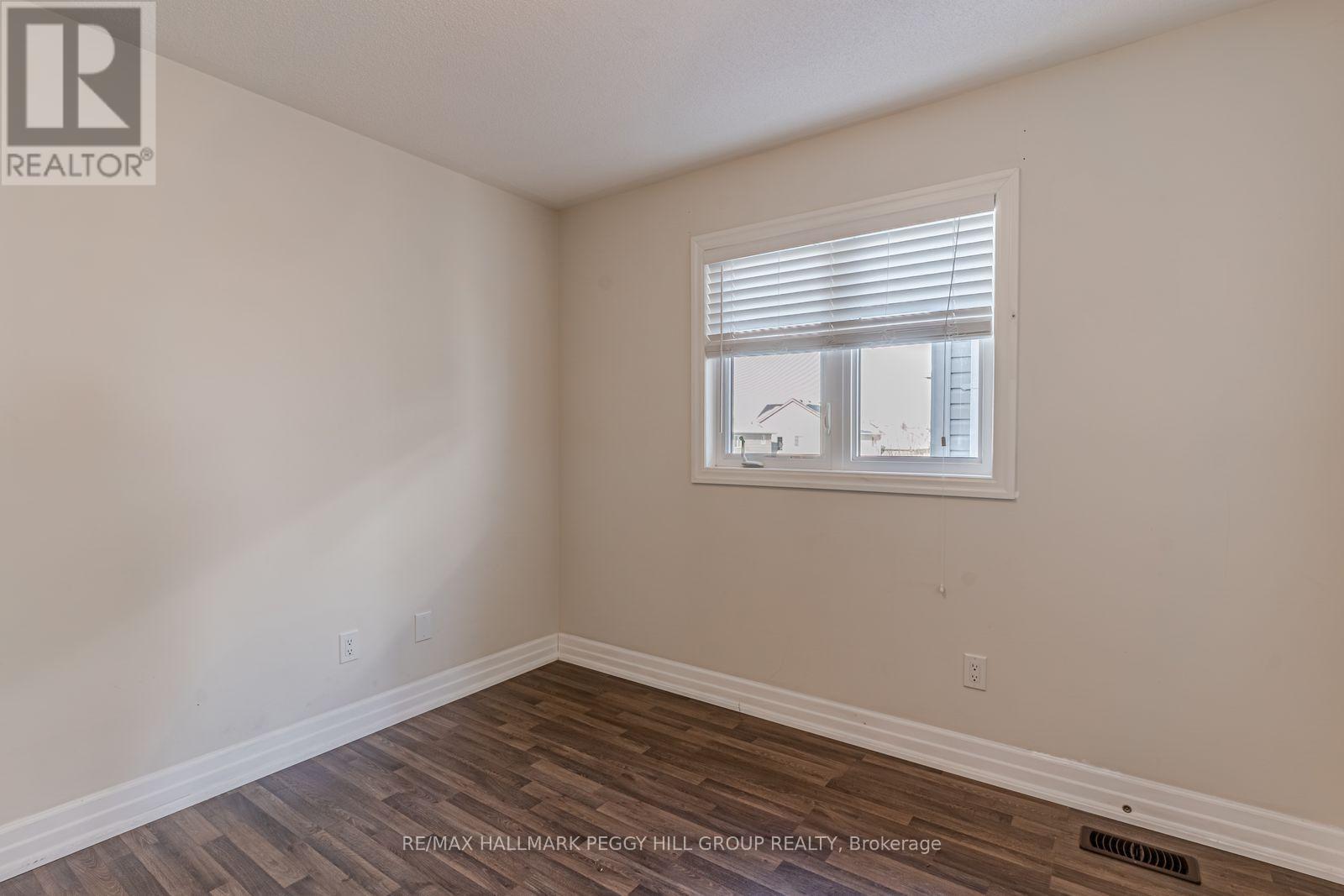 181 Wagner Crescent, Essa, Ontario  L3W 0P6 - Photo 11 - N12761310