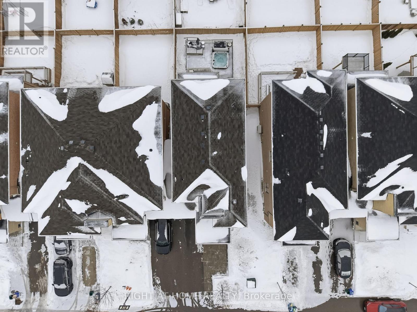 87 Barrister Avenue, Whitby, Ontario  L1R 0N3 - Photo 3 - E12761252