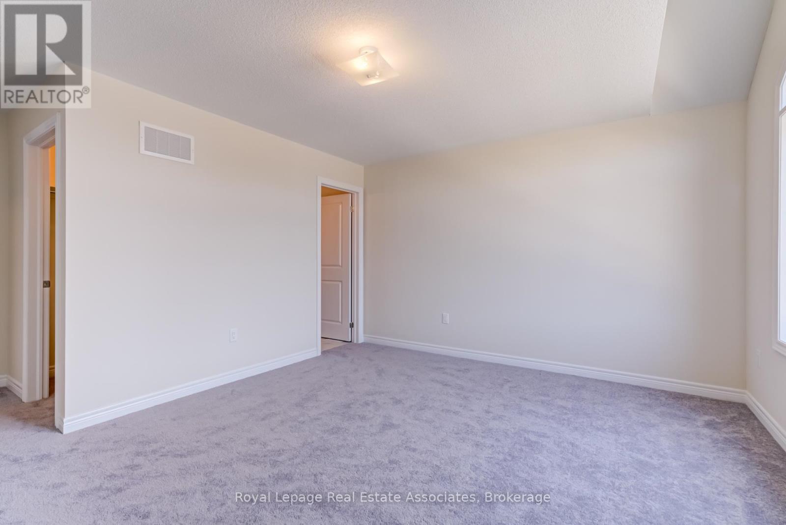 29 John Dallimore Drive, Georgina, Ontario  L4P 0S6 - Photo 20 - N12761452