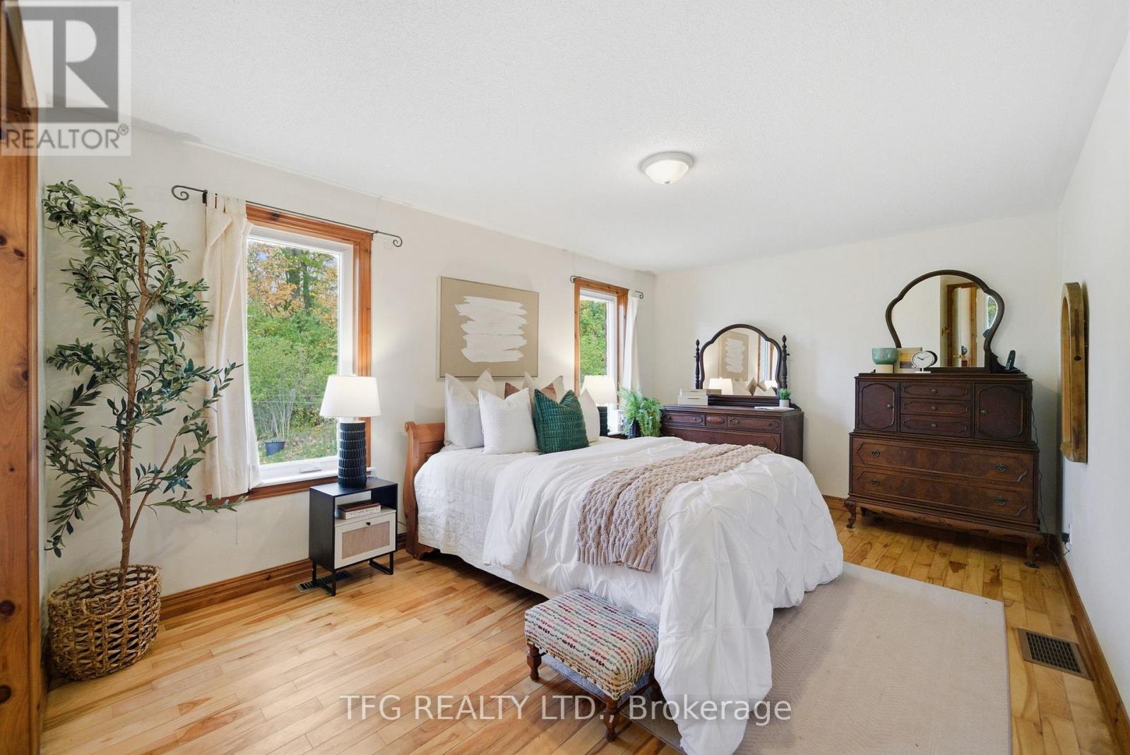 996 Third Line, Otonabee-South Monaghan, Ontario  K0L 1B0 - Photo 21 - X12467203