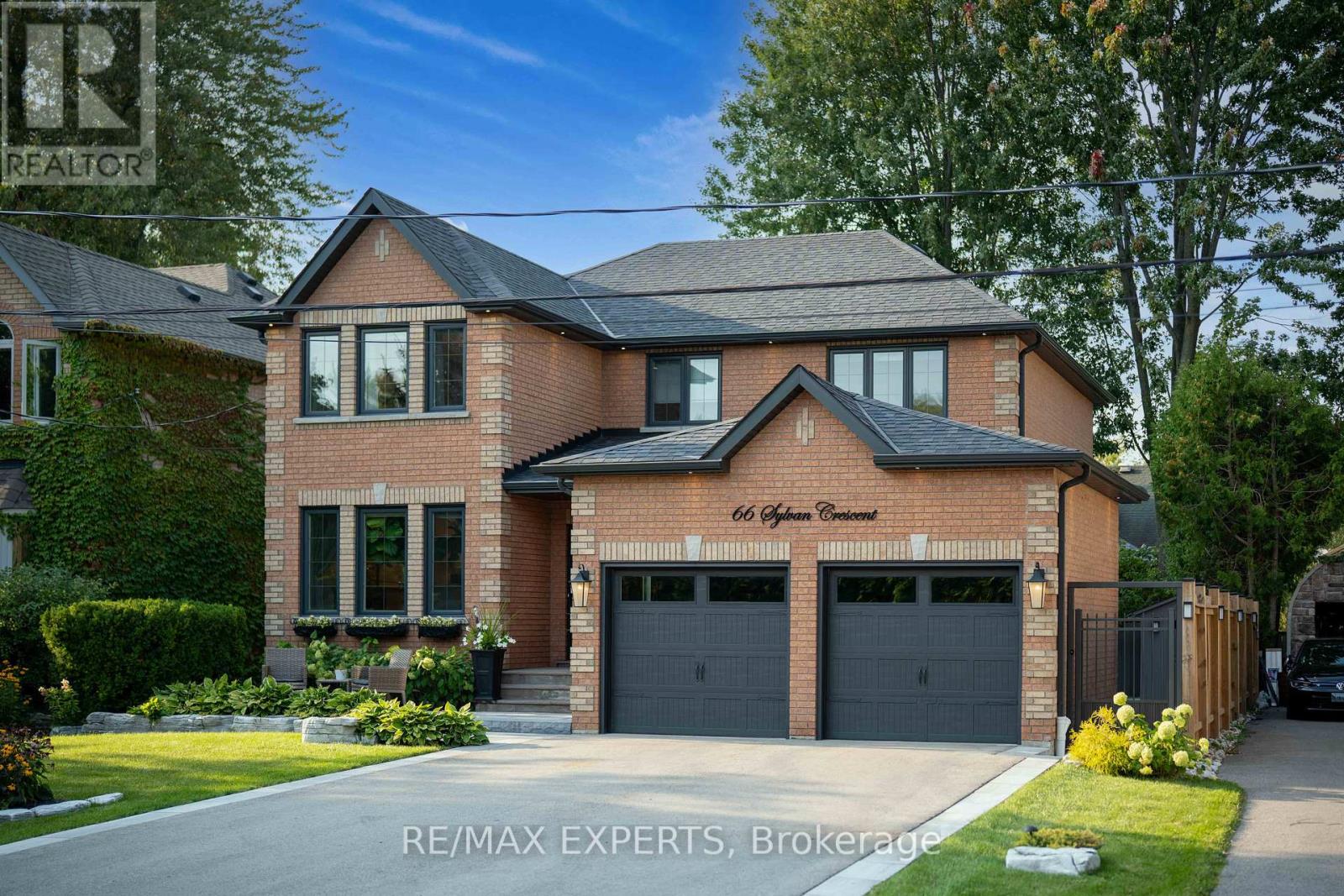 66 Sylvan Crescent, Richmond Hill, Ontario  L4E 3A1 - Photo 1 - N12761478