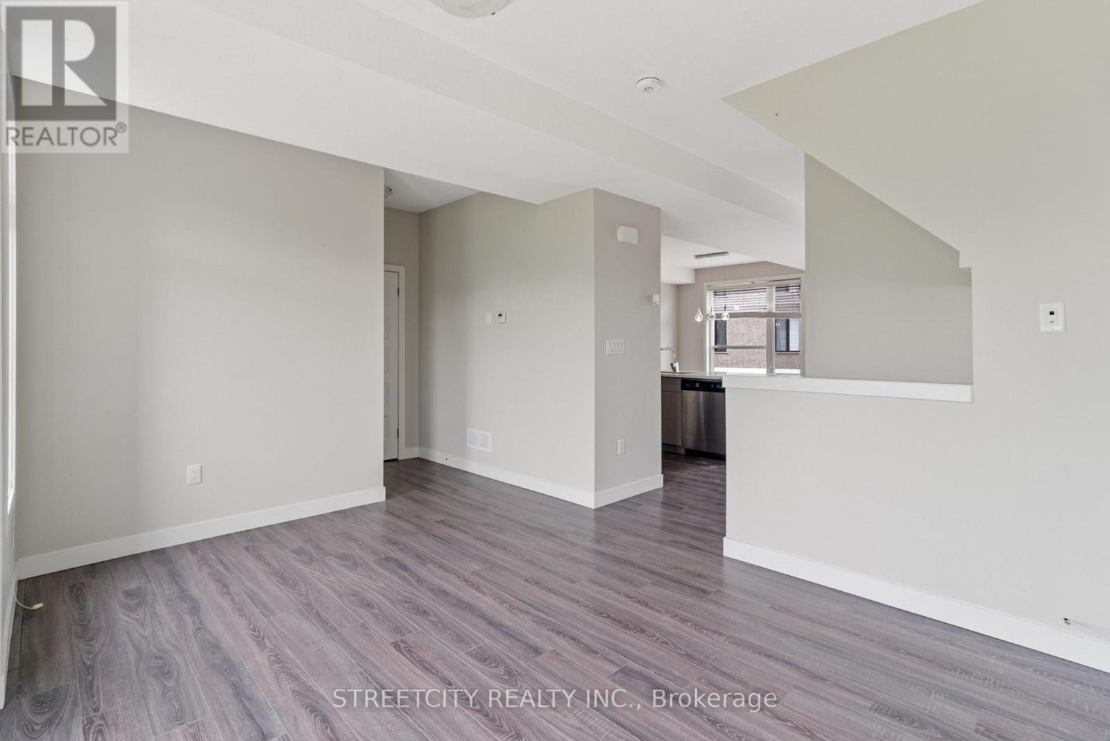 964 West Village Square, London North, Ontario  N6H 0J7 - Photo 19 - X12760804