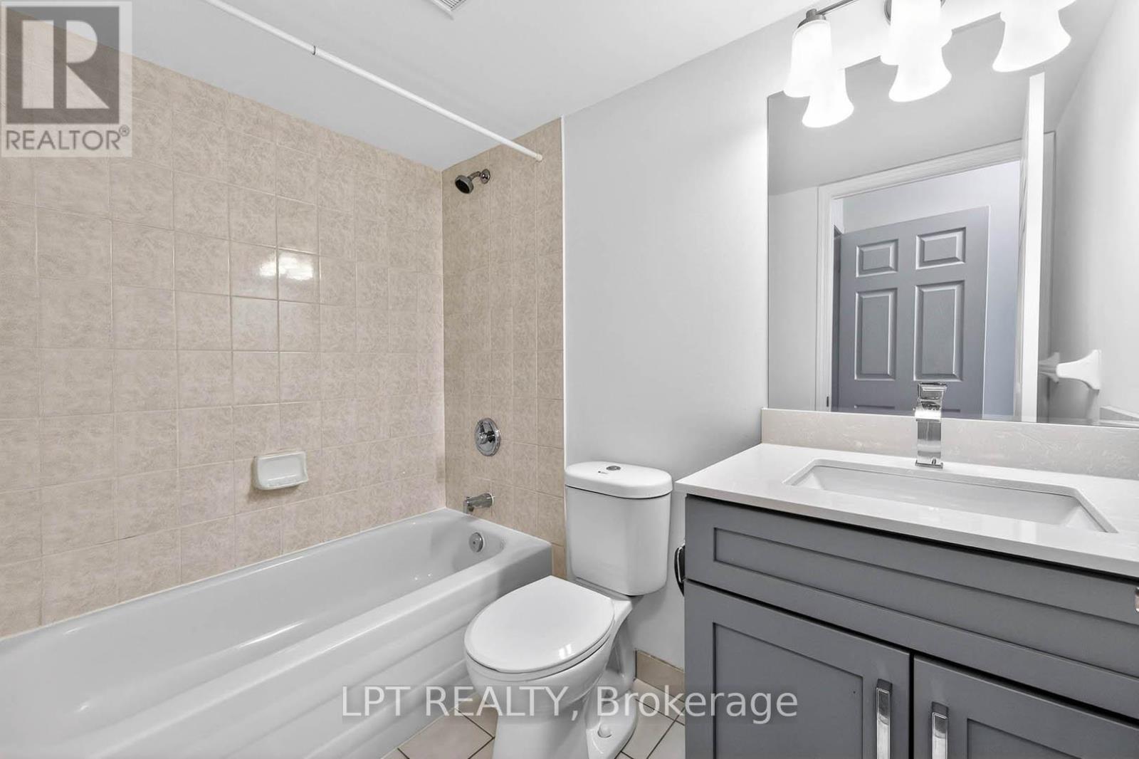 501 - 51 Baffin Court, Richmond Hill, Ontario  L4B 4P6 - Photo 19 - N12761496