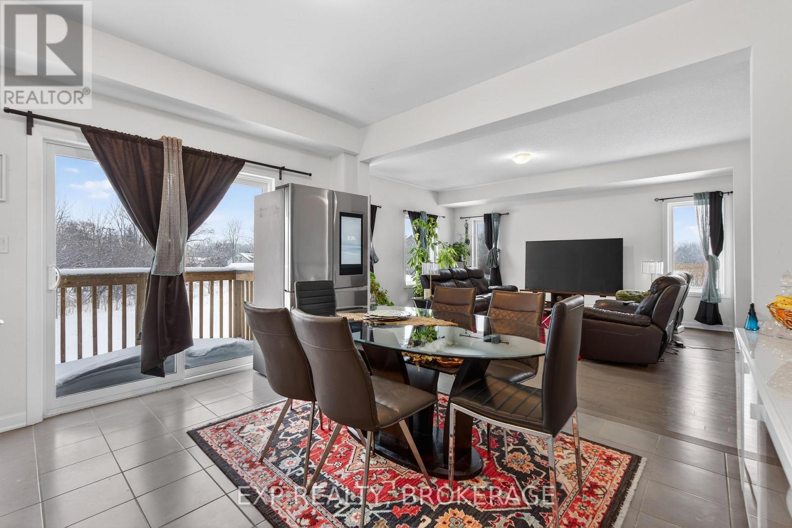 54 Oakmont Drive, Loyalist, Ontario  K0H 1G0 - Photo 11 - X12761026