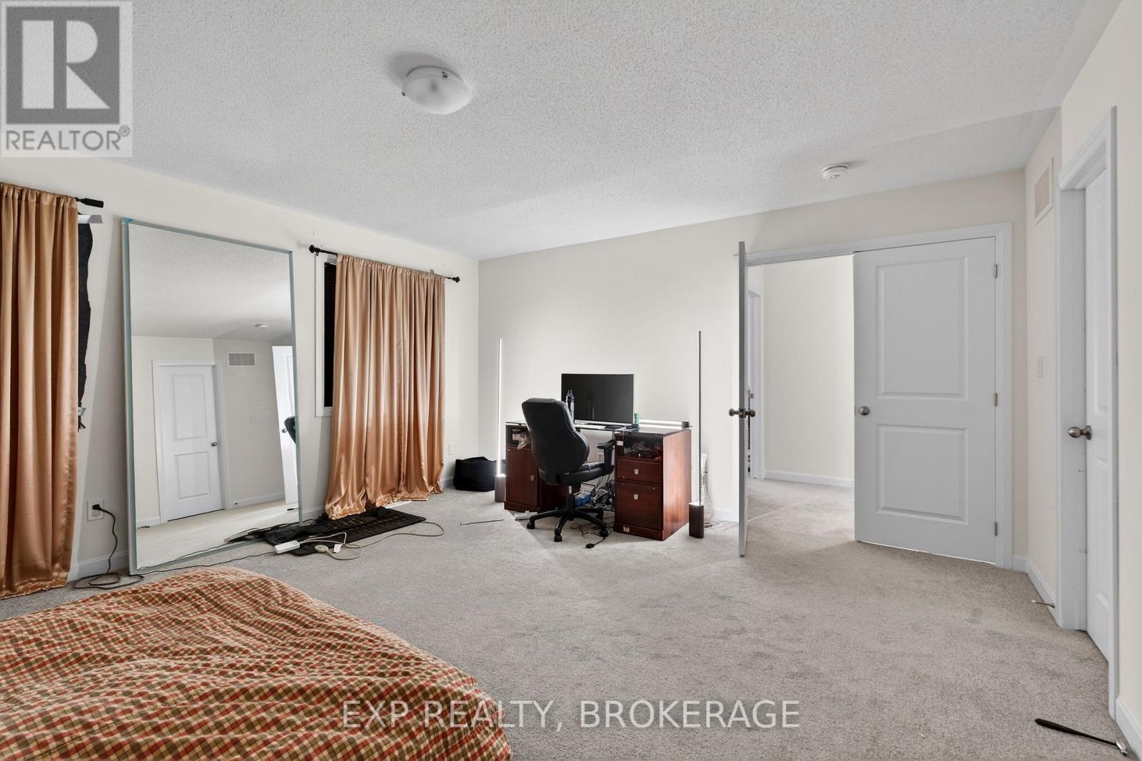 54 Oakmont Drive, Loyalist, Ontario  K0H 1G0 - Photo 27 - X12761026