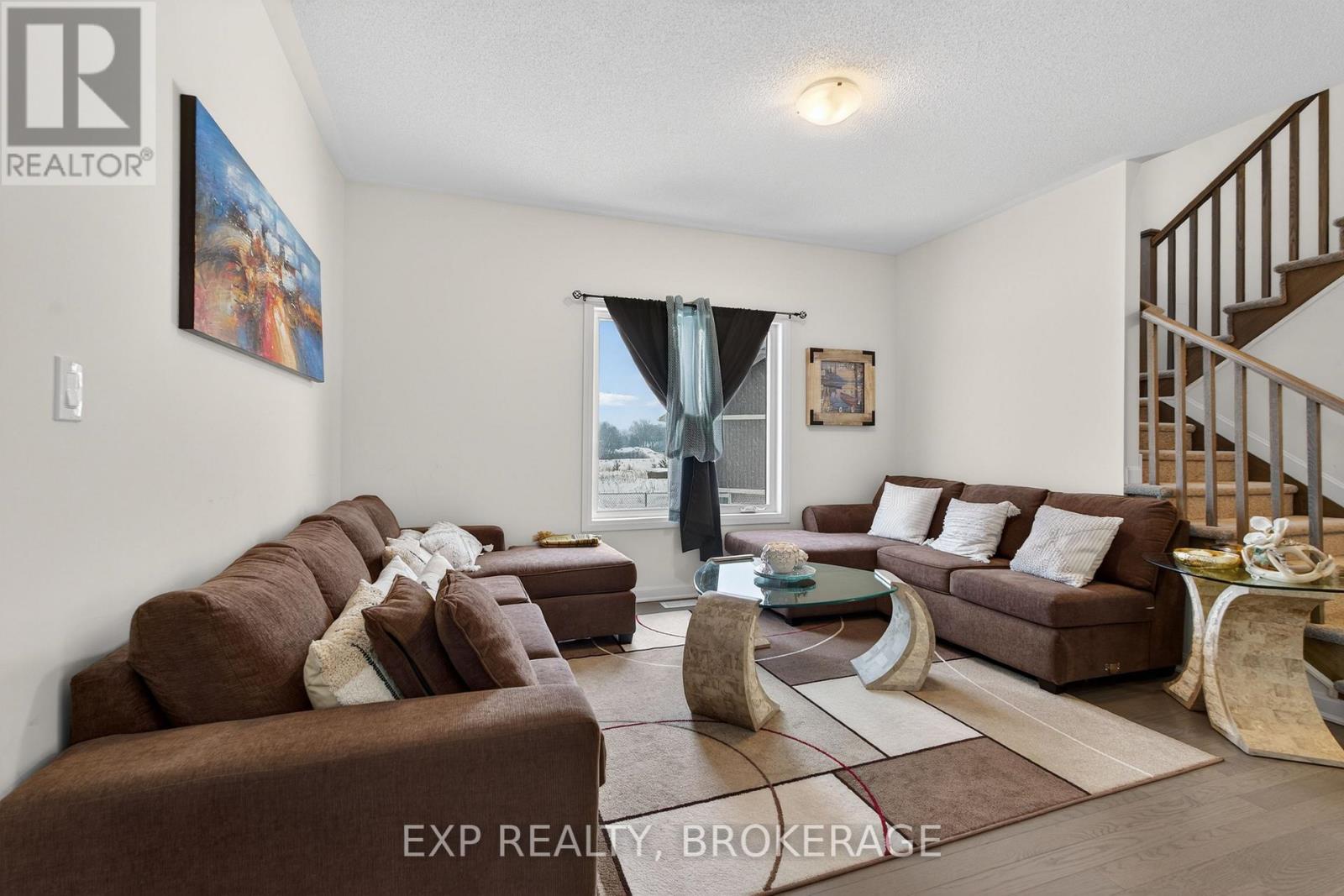 54 Oakmont Drive, Loyalist, Ontario  K0H 1G0 - Photo 8 - X12761026