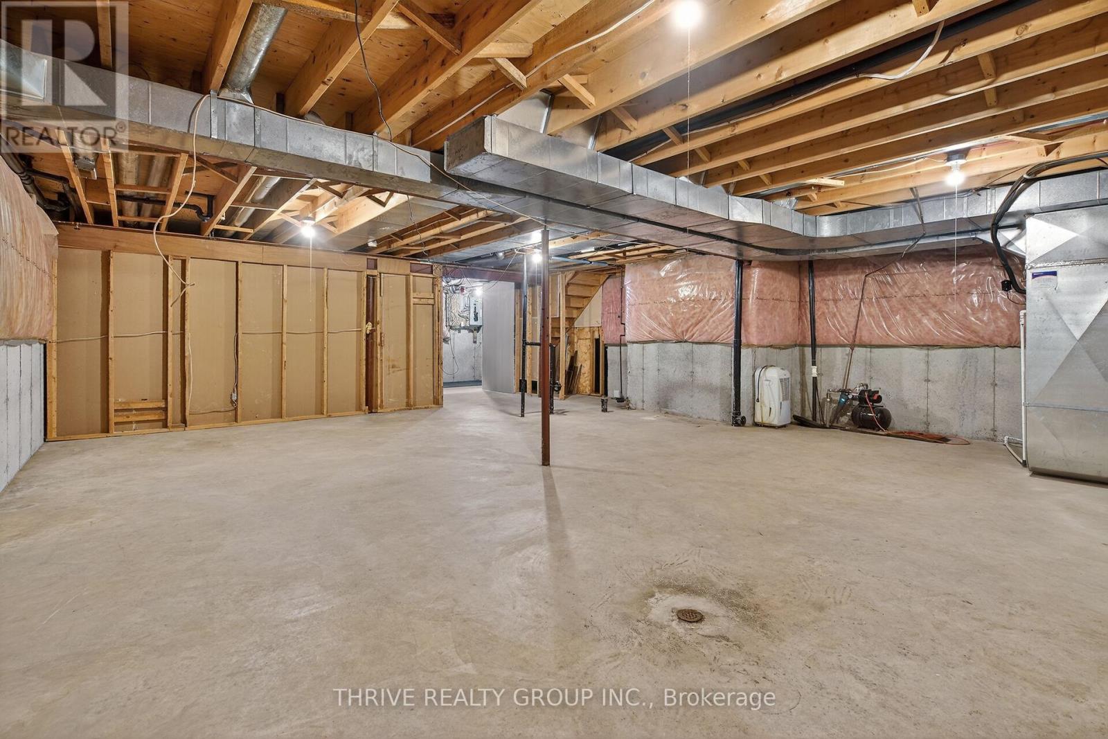 114 Parkview Drive, Strathroy-Caradoc, Ontario  N7G 4A3 - Photo 27 - X12761094