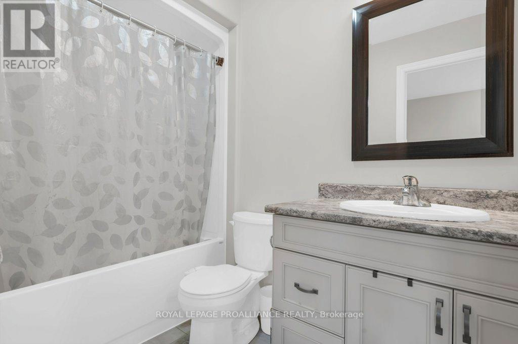 108 Ledgerock Court, Quinte West, Ontario  K8R 0A1 - Photo 21 - X12761228