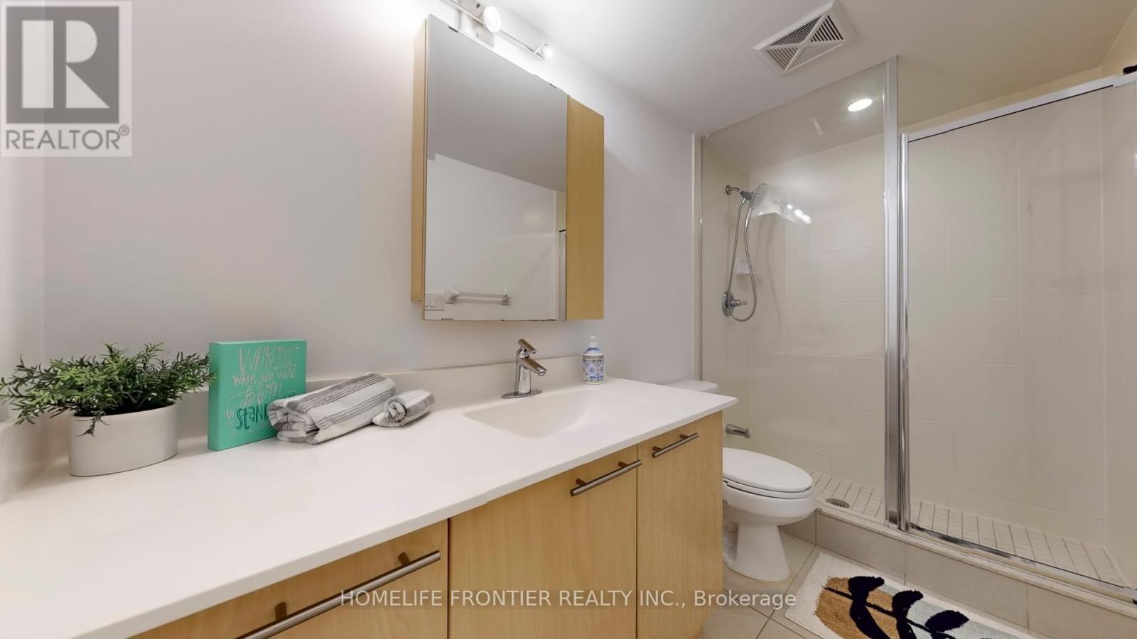 908 - 37 Galleria Parkway, Markham, Ontario  L3T 0A5 - Photo 10 - N12761560