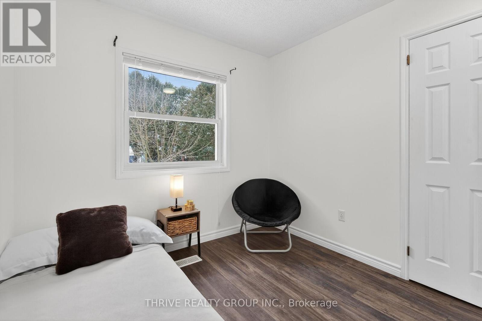 114 Parkview Drive, Strathroy-Caradoc, Ontario  N7G 4A3 - Photo 22 - X12761094