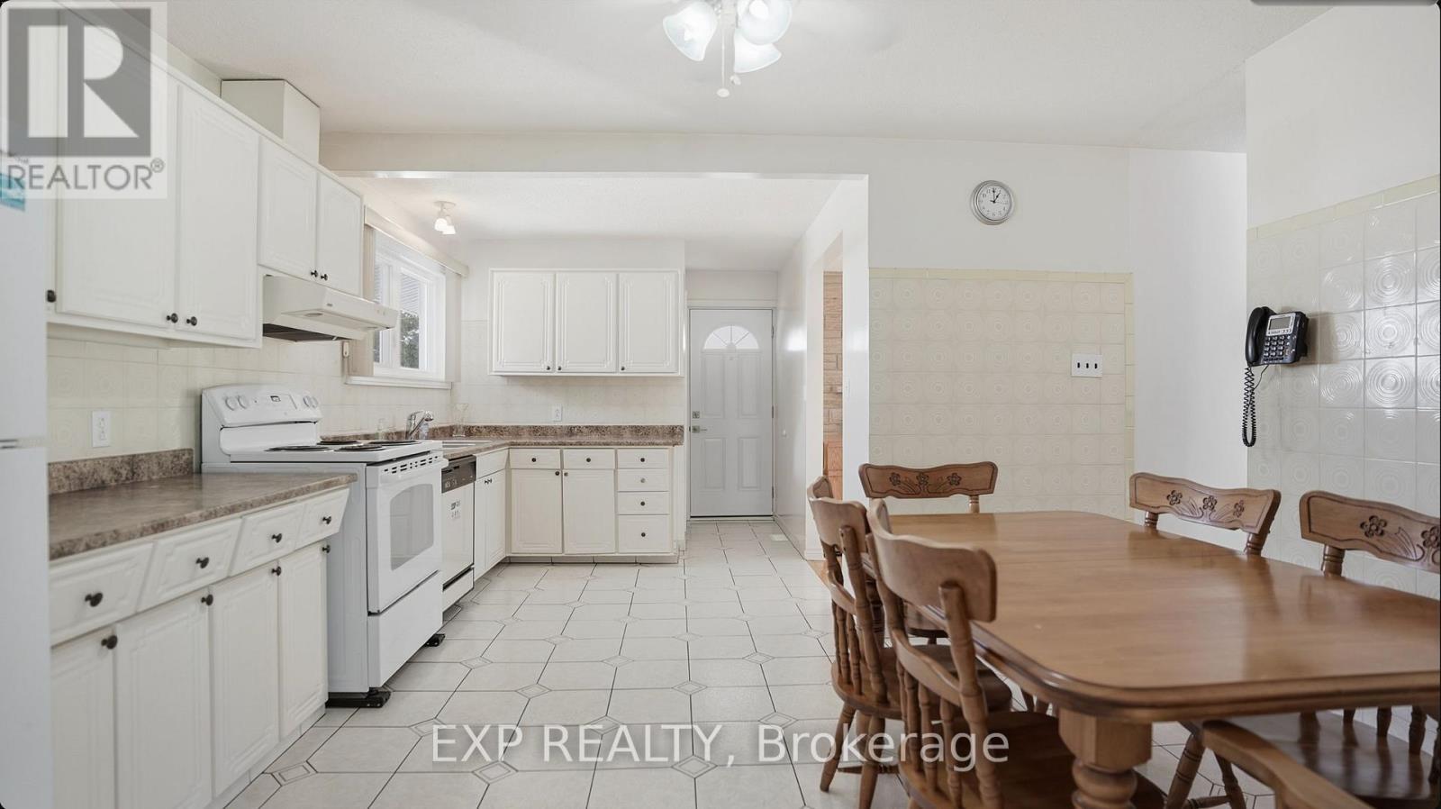 20 Wallford Way, Ottawa, Ontario  K2E 6B4 - Photo 13 - X12725562