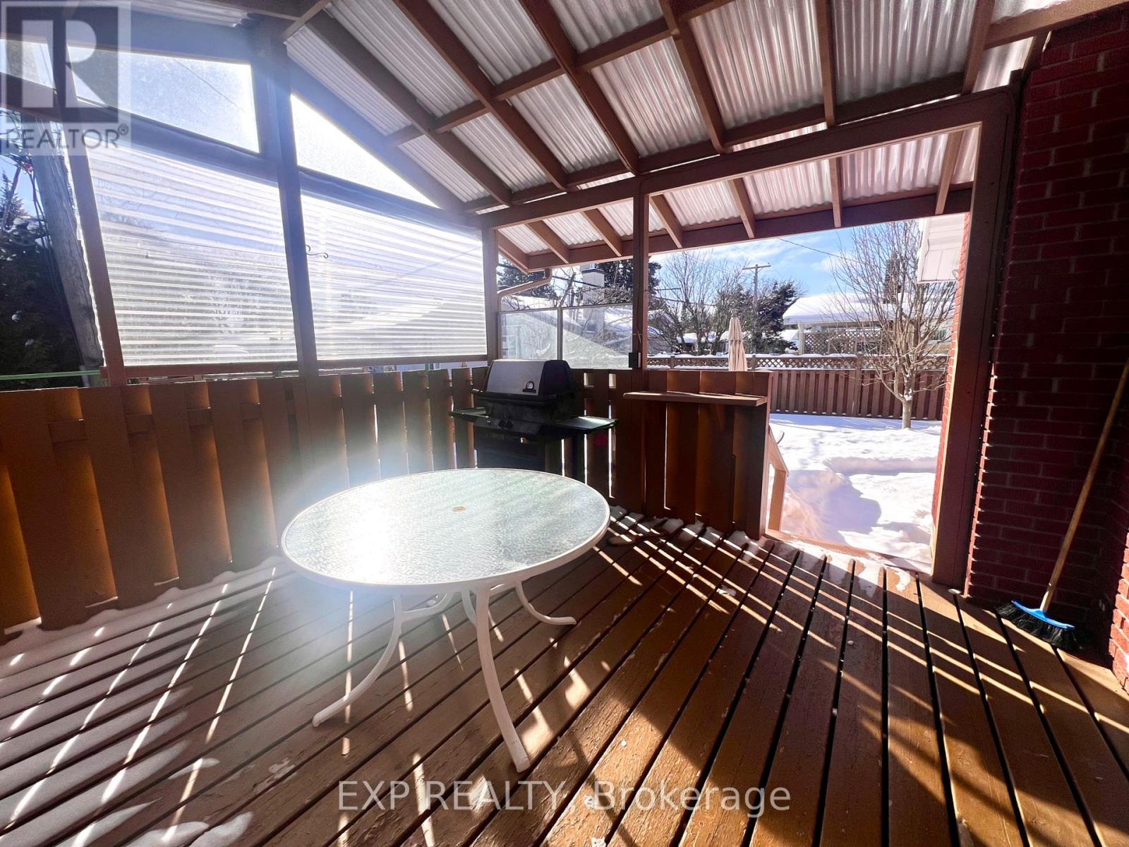 20 Wallford Way, Ottawa, Ontario  K2E 6B4 - Photo 40 - X12725562