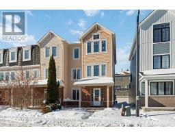 161 HARMATTAN AVENUE, Ottawa, Ontario