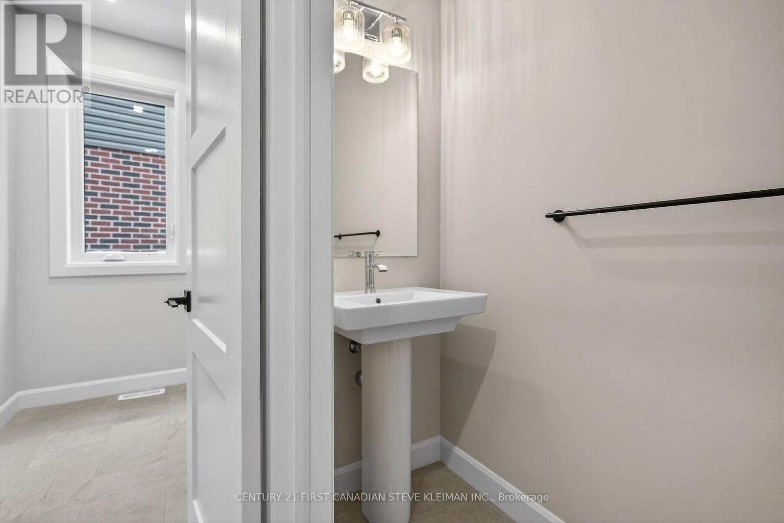 1335 Bush Hill Link, London North, Ontario  N6G 0X6 - Photo 12 - X12761416