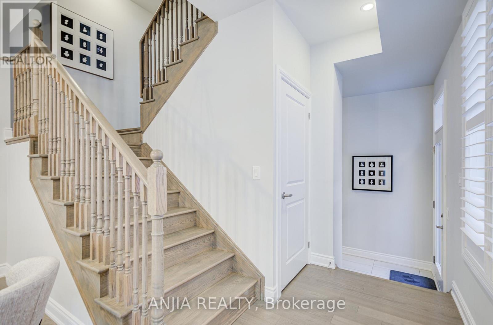 35 York Downs Boulevard, Markham, Ontario  L6C 3J6 - Photo 19 - N12761612