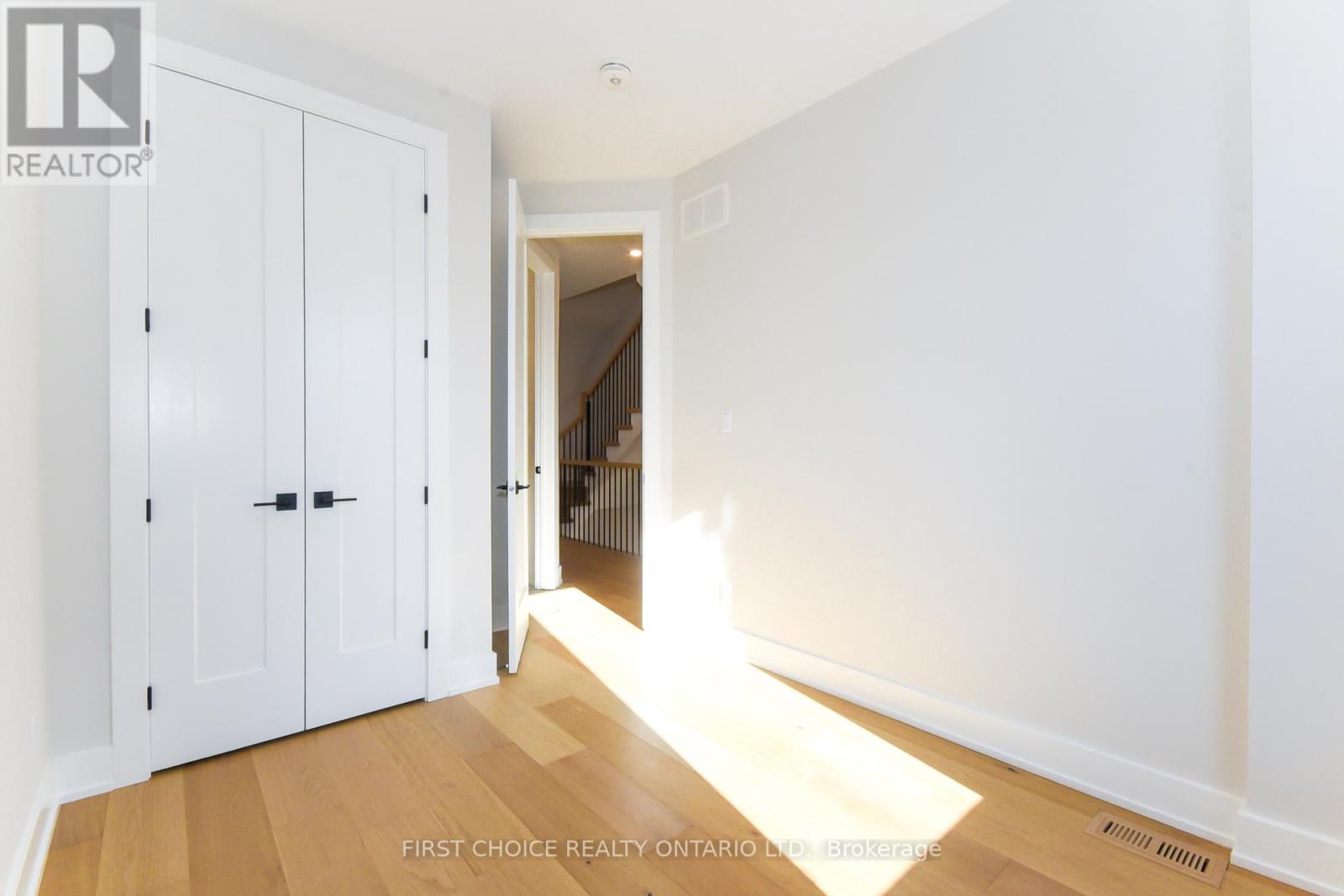 29 Third Avenue, Ottawa, Ontario  K1S 2J5 - Photo 24 - X12751180