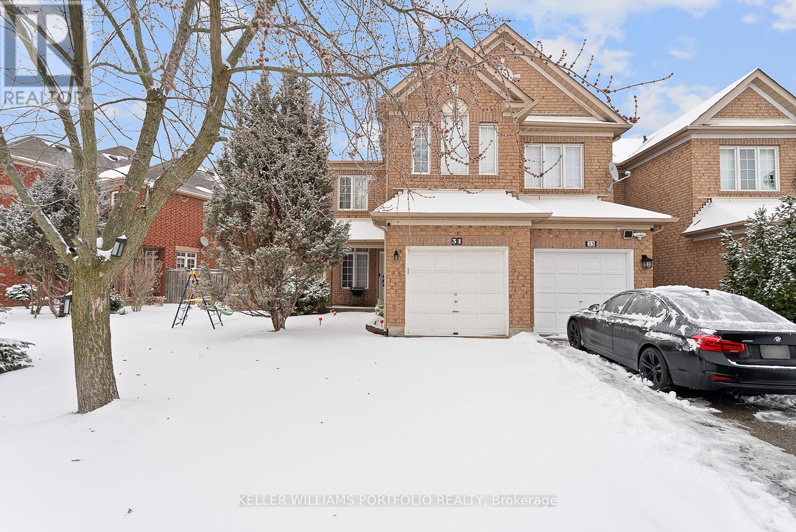 31 Craddock Street, Vaughan (Maple), Ontario  L6A 2R6 - Photo 3 - N12761650