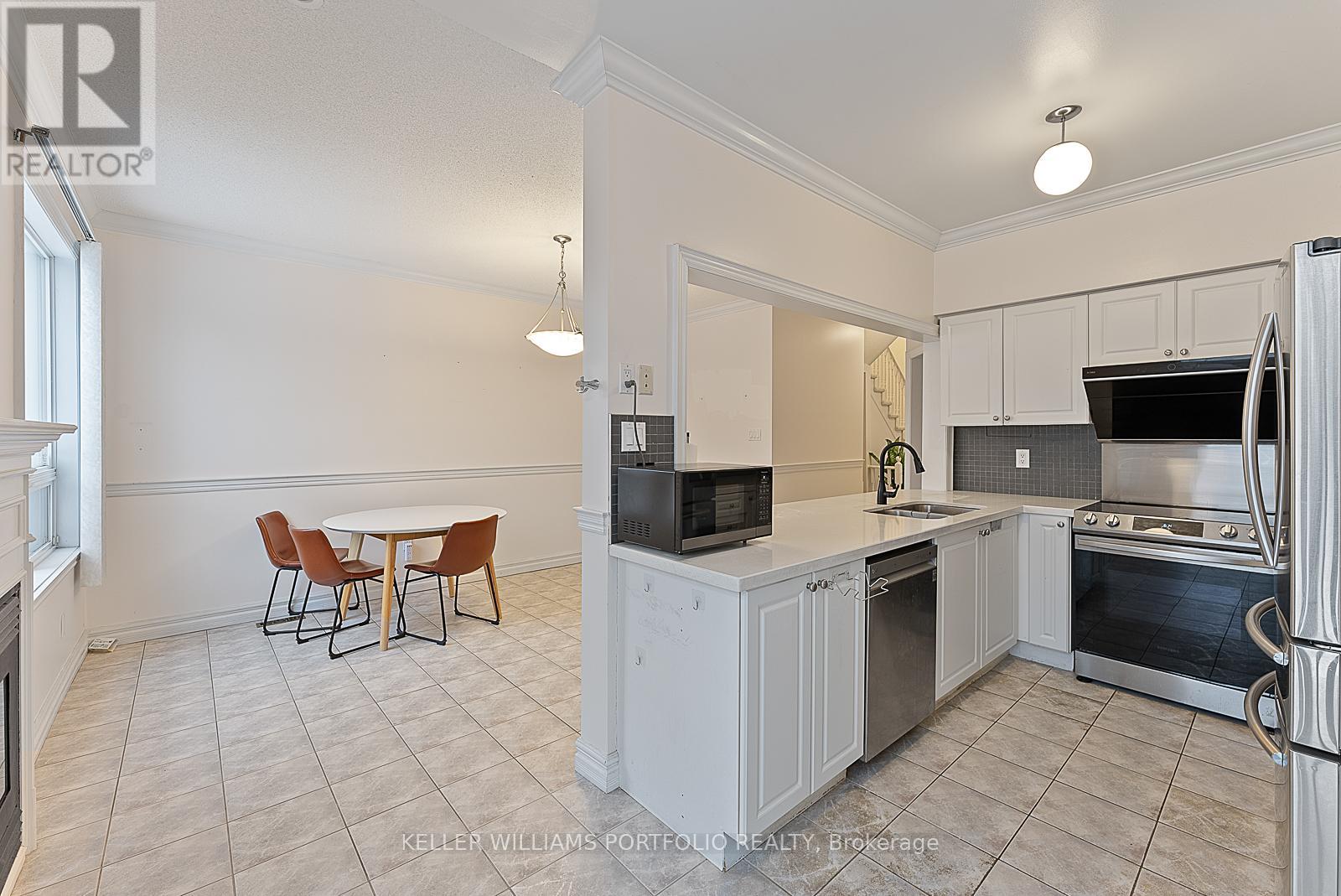 31 Craddock Street, Vaughan (Maple), Ontario  L6A 2R6 - Photo 16 - N12761650