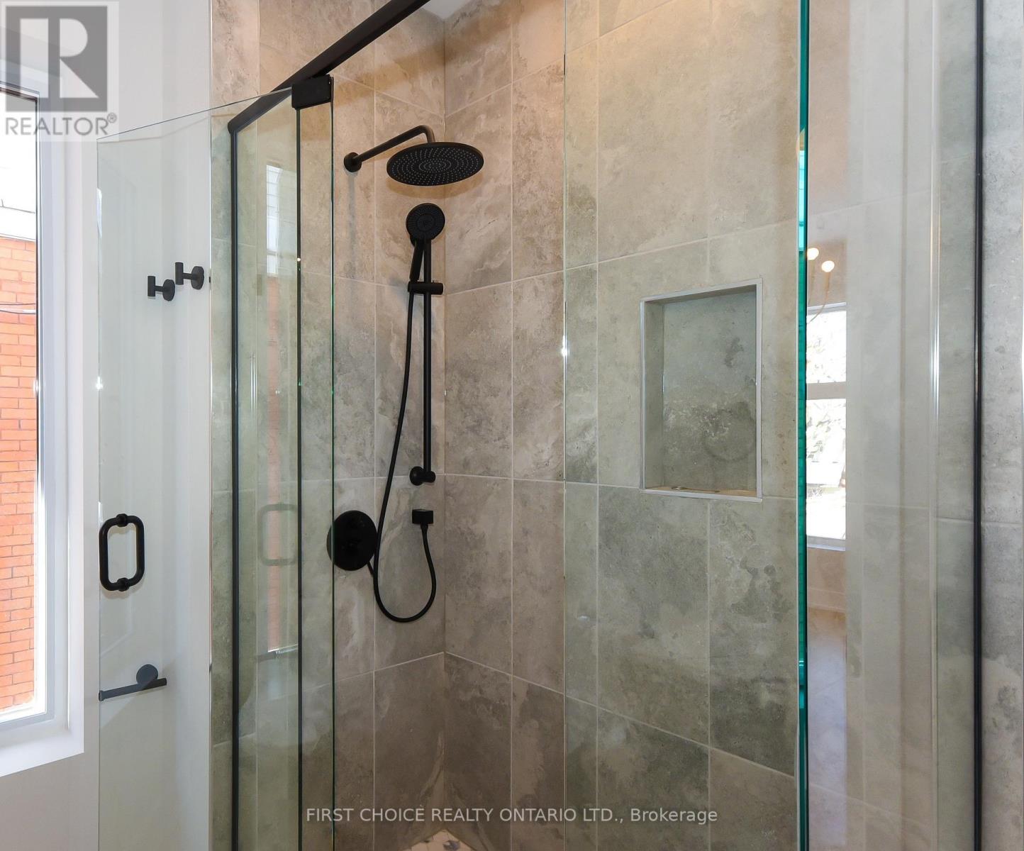 29 Third Avenue, Ottawa, Ontario  K1S 2J5 - Photo 22 - X12751180