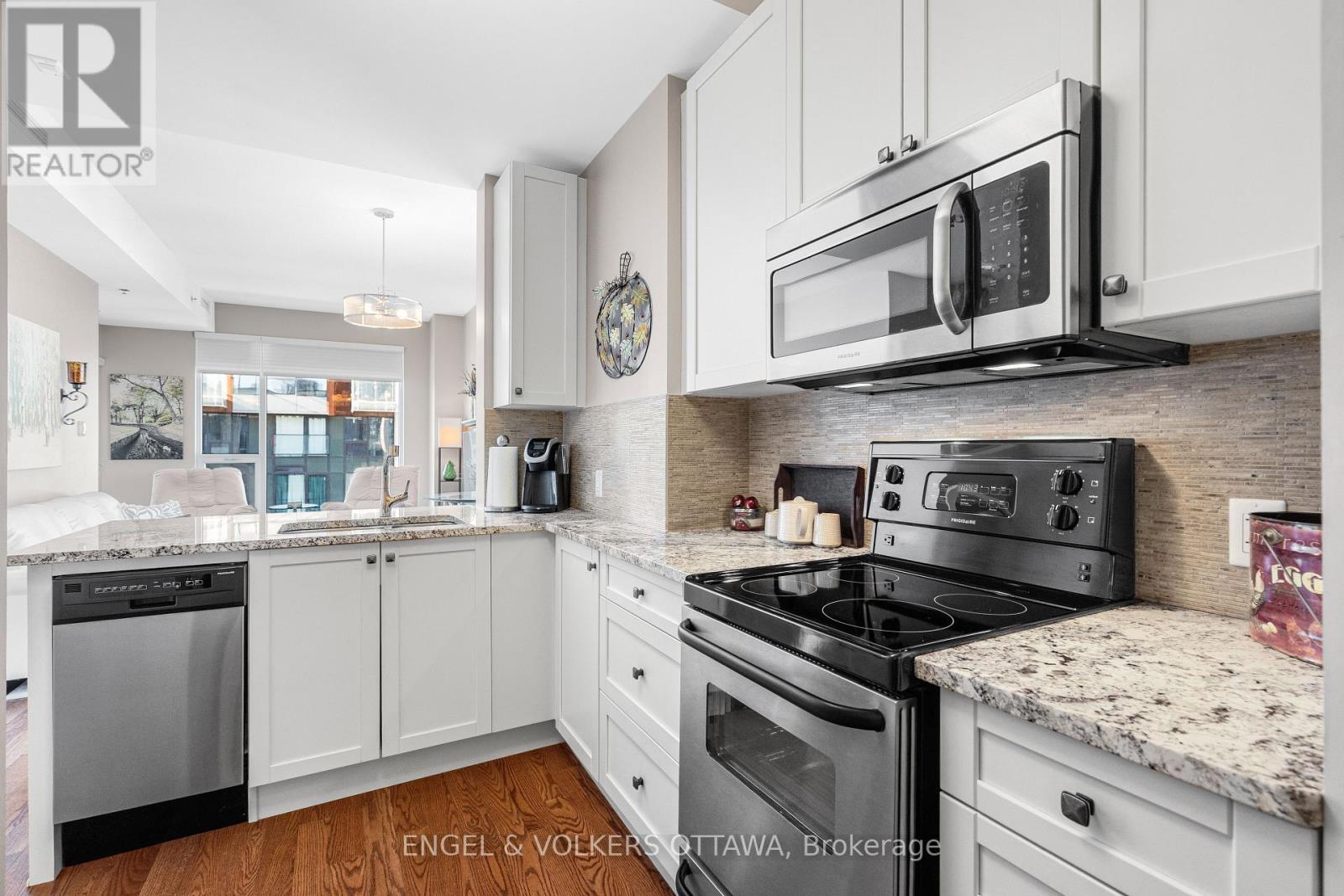 806 - 300c Lett Street, Ottawa, Ontario  K1R 0B8 - Photo 14 - X12761032