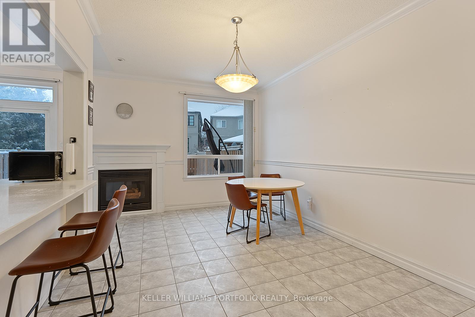 31 Craddock Street, Vaughan (Maple), Ontario  L6A 2R6 - Photo 8 - N12761650