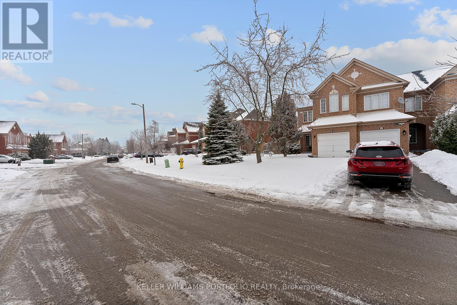 31 Craddock Street, Vaughan (Maple), Ontario  L6A 2R6 - Photo 2 - N12761650