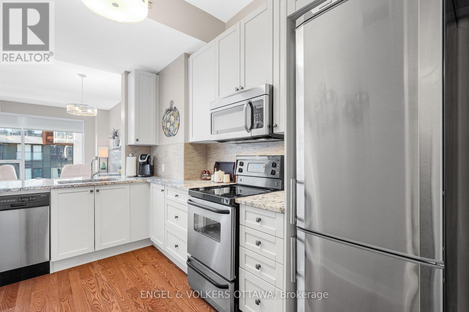 806 - 300c Lett Street, Ottawa, Ontario  K1R 0B8 - Photo 13 - X12761032