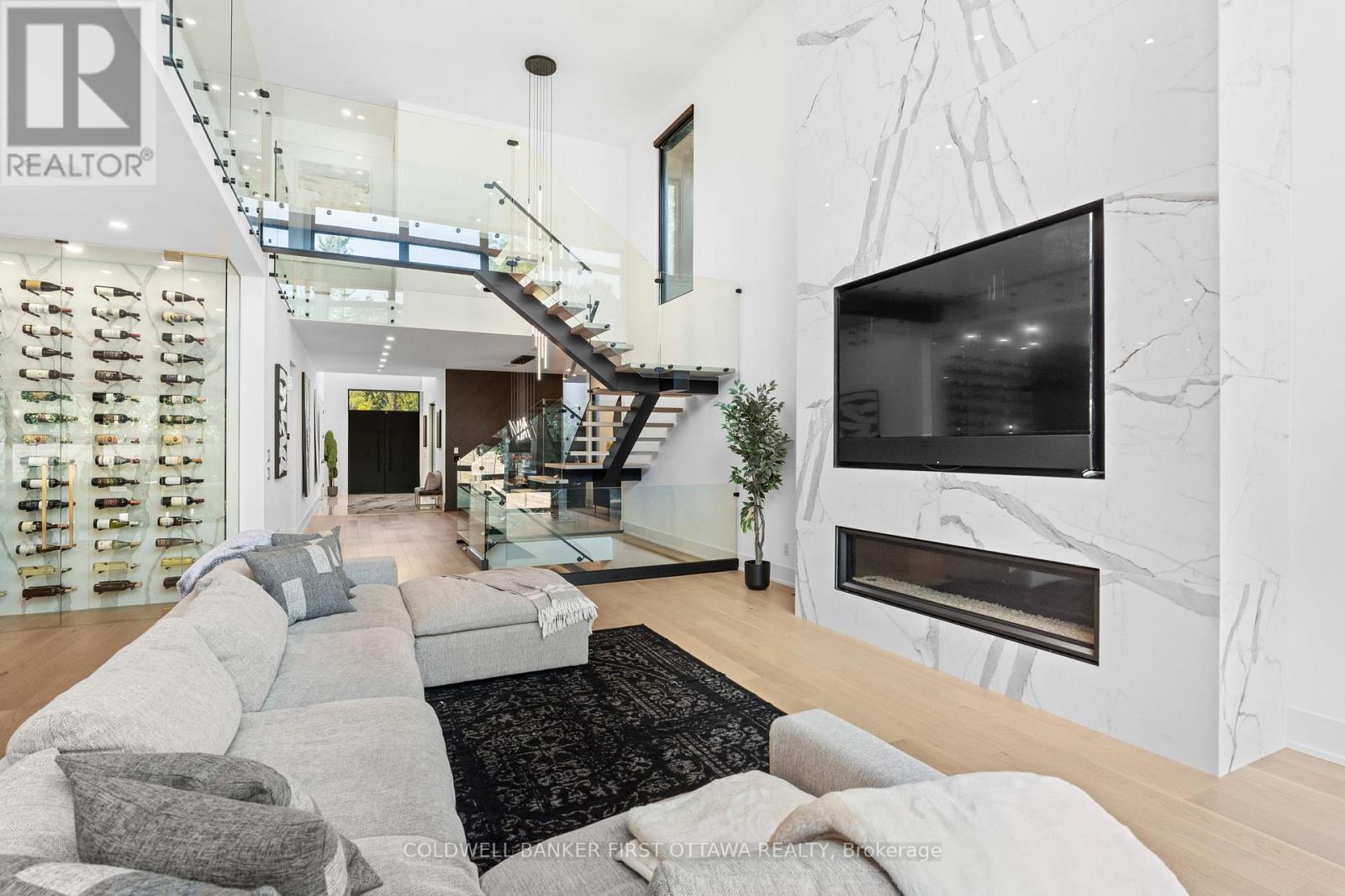 1124 Normandy Crescent, Ottawa, Ontario  K2E 5A4 - Photo 12 - X12761080