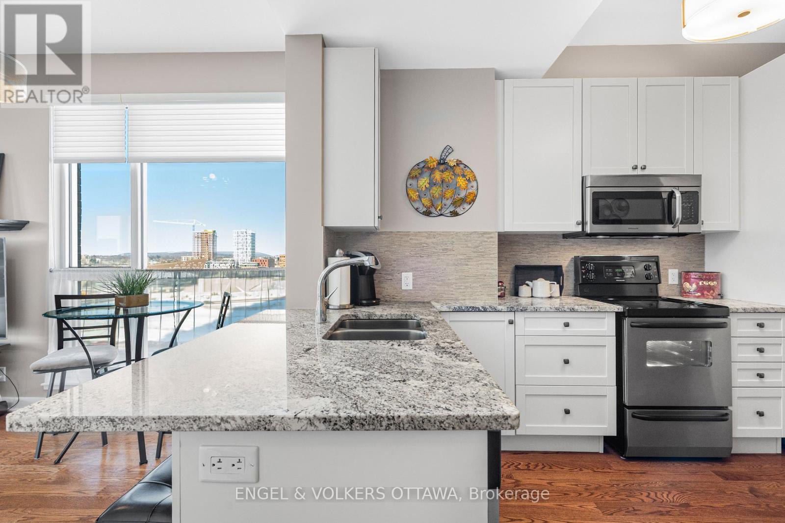 806 - 300c Lett Street, Ottawa, Ontario  K1R 0B8 - Photo 7 - X12761032