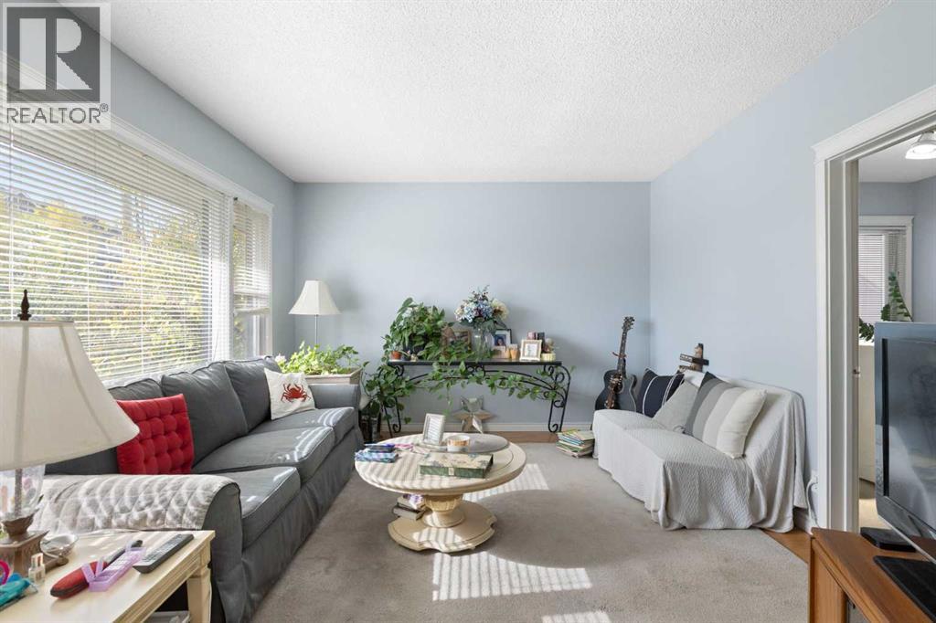 1826 34 Avenue Sw, Calgary, Alberta  T2T 2B8 - Photo 10 - A2263094