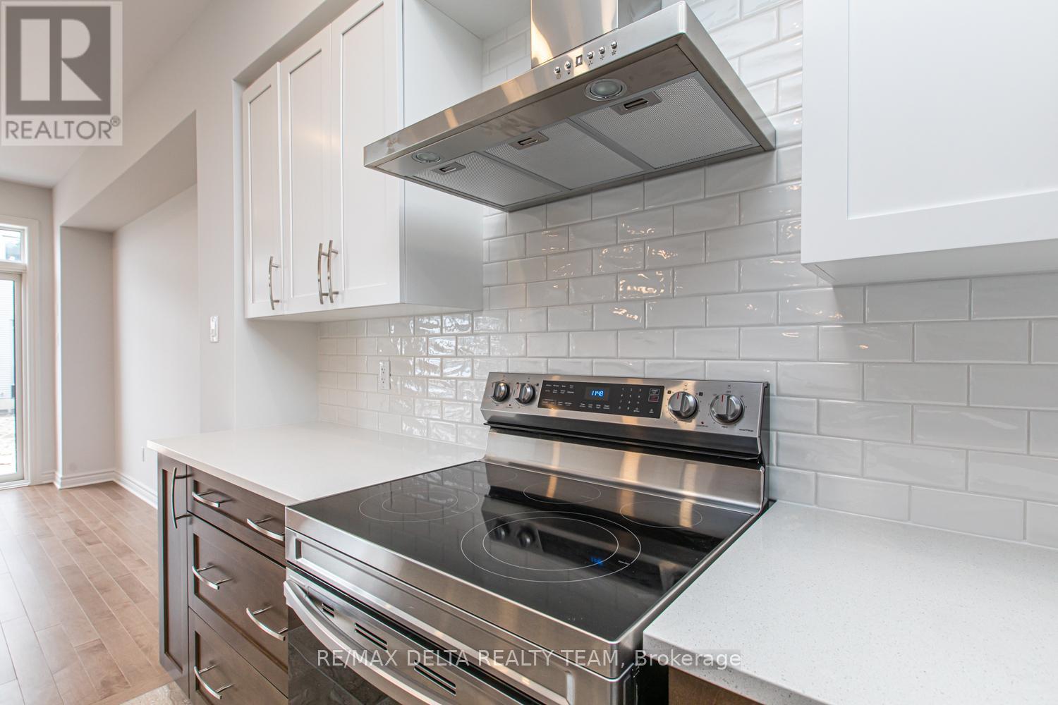 667 Cordelette Circle, Ottawa, Ontario  K1W 0P2 - Photo 10 - X12761126