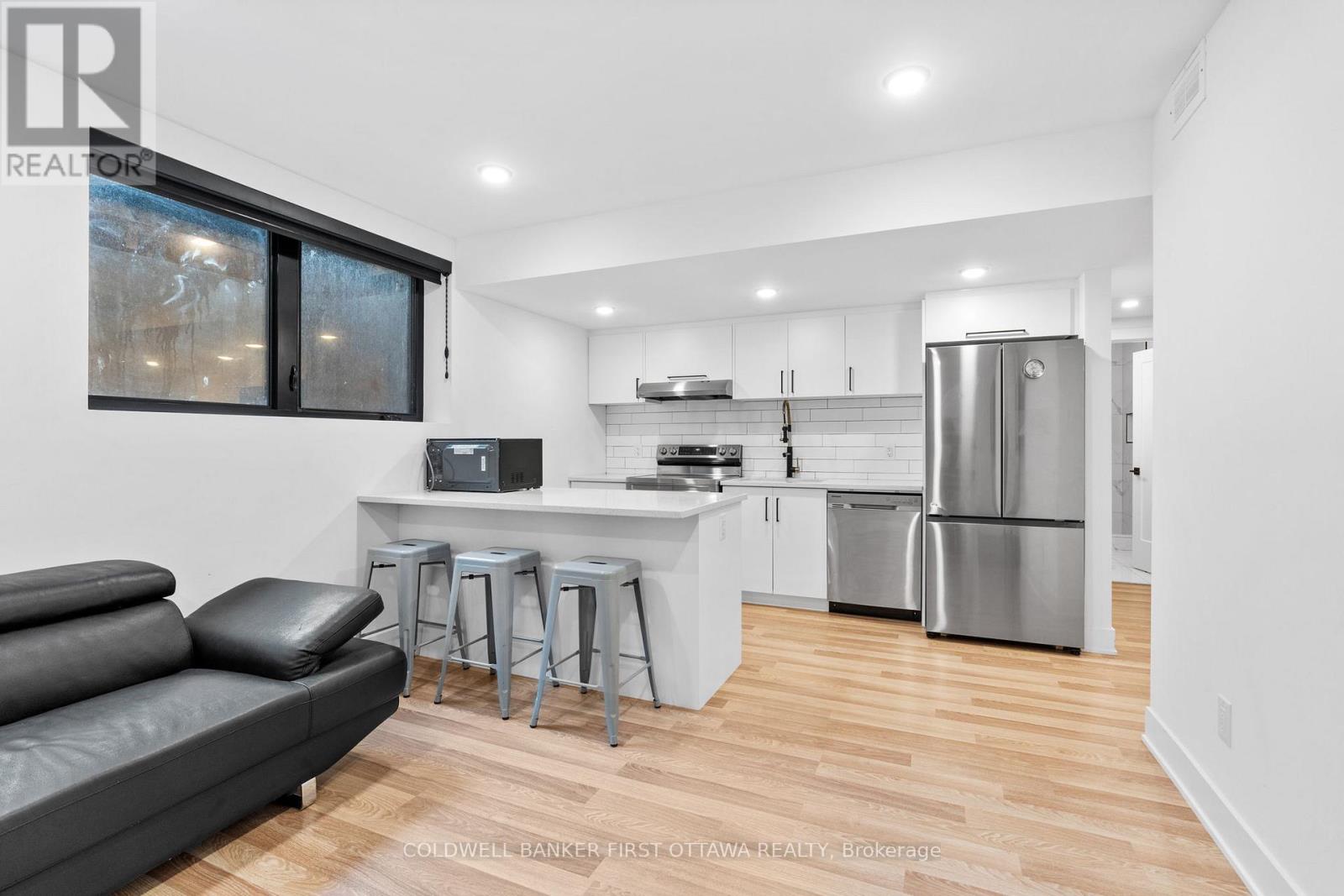 1124 Normandy Crescent, Ottawa, Ontario  K2E 5A4 - Photo 37 - X12761080