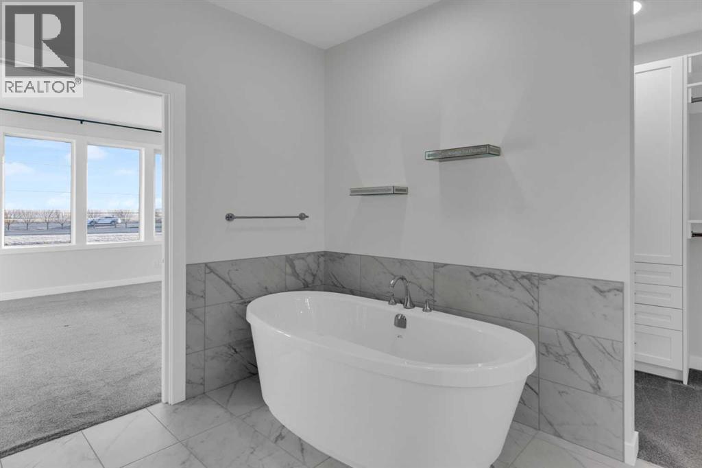 22 Pipit Glen, Rural Rocky View County, Alberta  T3Z 0C9 - Photo 7 - A2280126