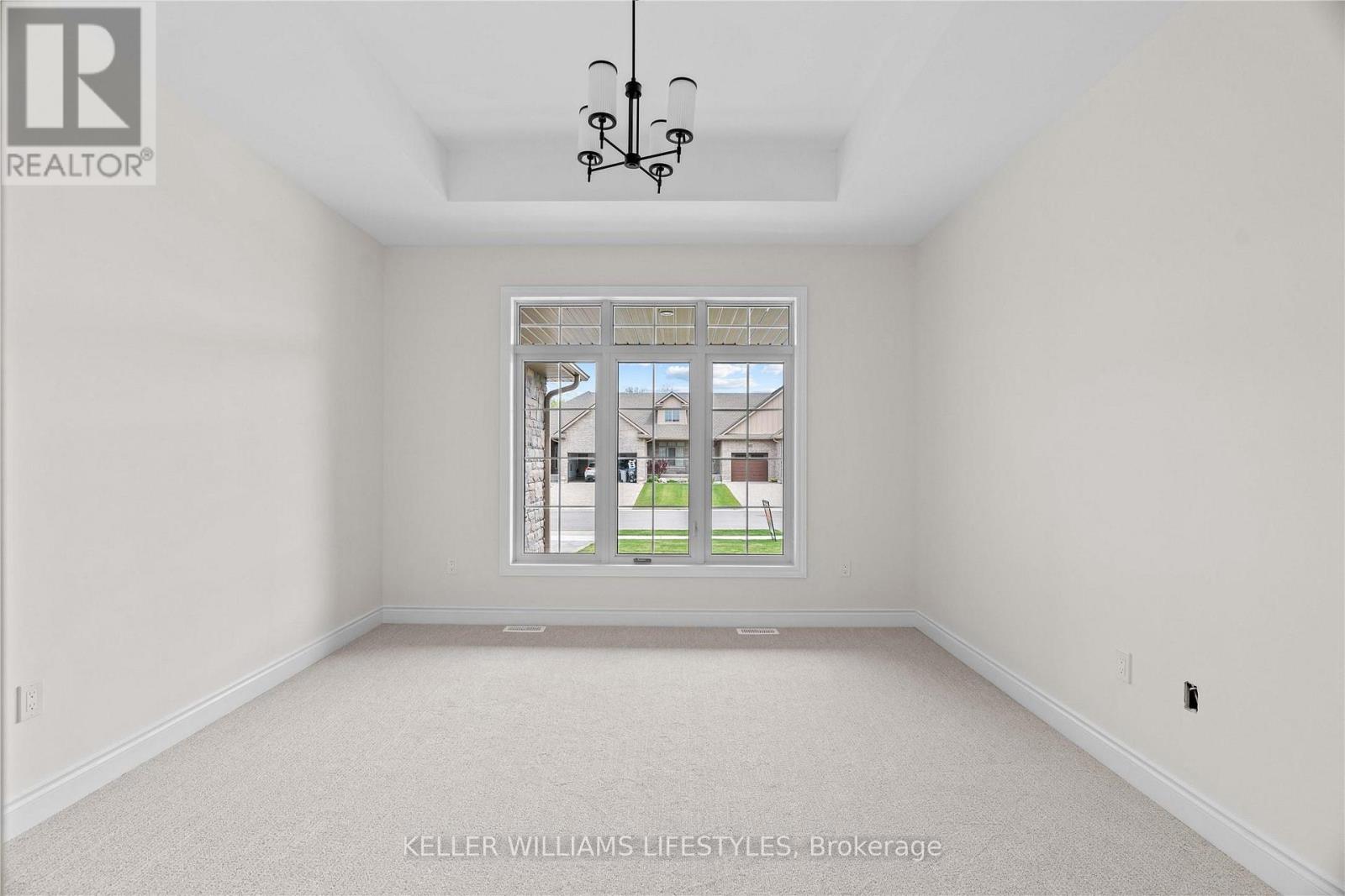 110 Leneve Street, Lambton Shores, Ontario  N0N 1J0 - Photo 19 - X12761626