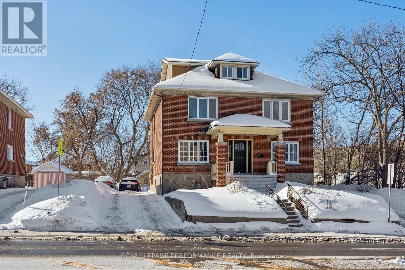 544 Parkdale Avenue, Ottawa, Ontario  K1Y 1H8 - Photo 2 - X12761318