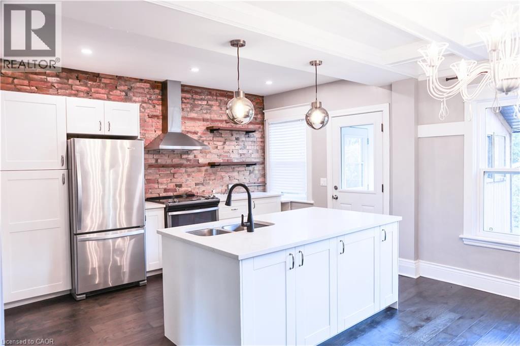 451 King William Street, Hamilton, Ontario  L8L 1R1 - Photo 2 - 40796558