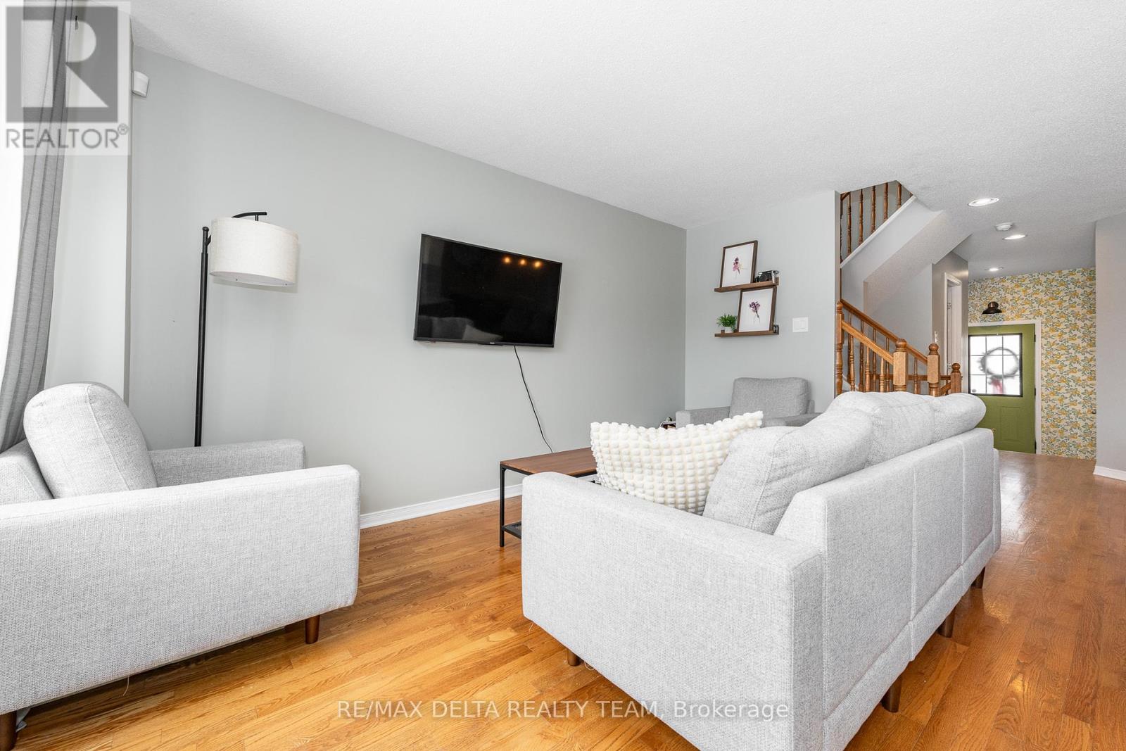 152 Ludlowe Street, Ottawa, Ontario  K4A 5C7 - Photo 8 - X12761412